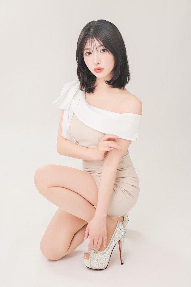 黒咲 つきプロフィール写真4